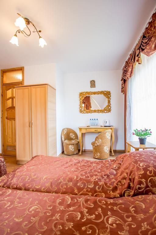 Pod Modrzewiami Hotel Zakopane Bilik gambar