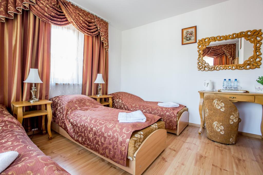 Pod Modrzewiami Hotel Zakopane Bilik gambar